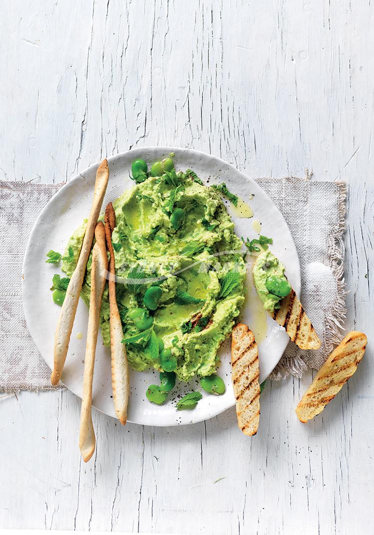 Moroccan broad bean dip