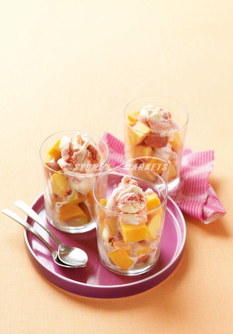 Strawberry swirl ice-cream with peach & mango