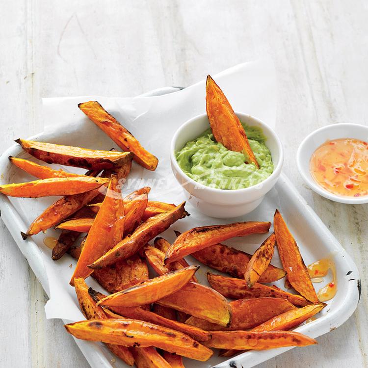 Sweet potato wedges with avocado dip